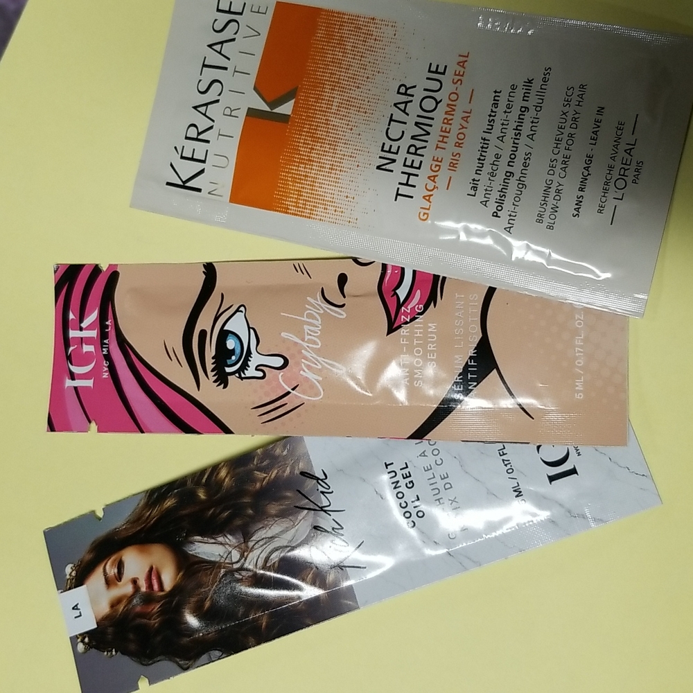 4/25 bundle item. 3 hair serum Packets